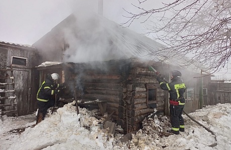 Пожарные ликвидировали возгорание в с. Павло-Куракино Пожарные ликвидировали возгорание в с. Павло-Куракино